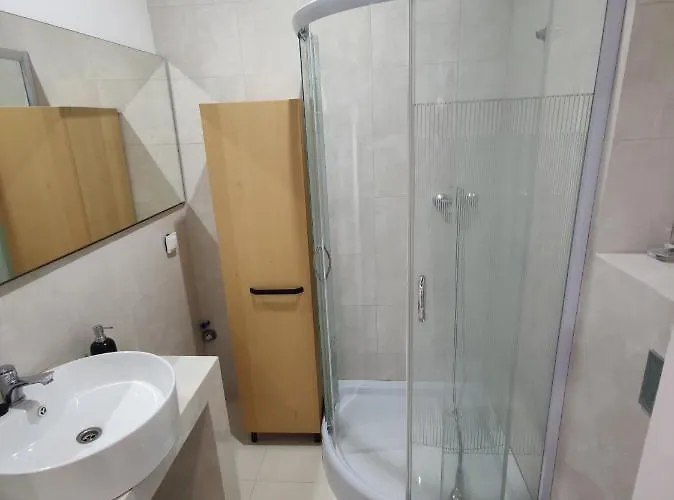 Apartament Micadas *